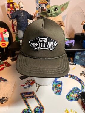 Vans Olive Green 'Off The Wall' Trucker Hat